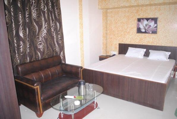 Hotel Surya Jumri Tilaiya Экстерьер фото